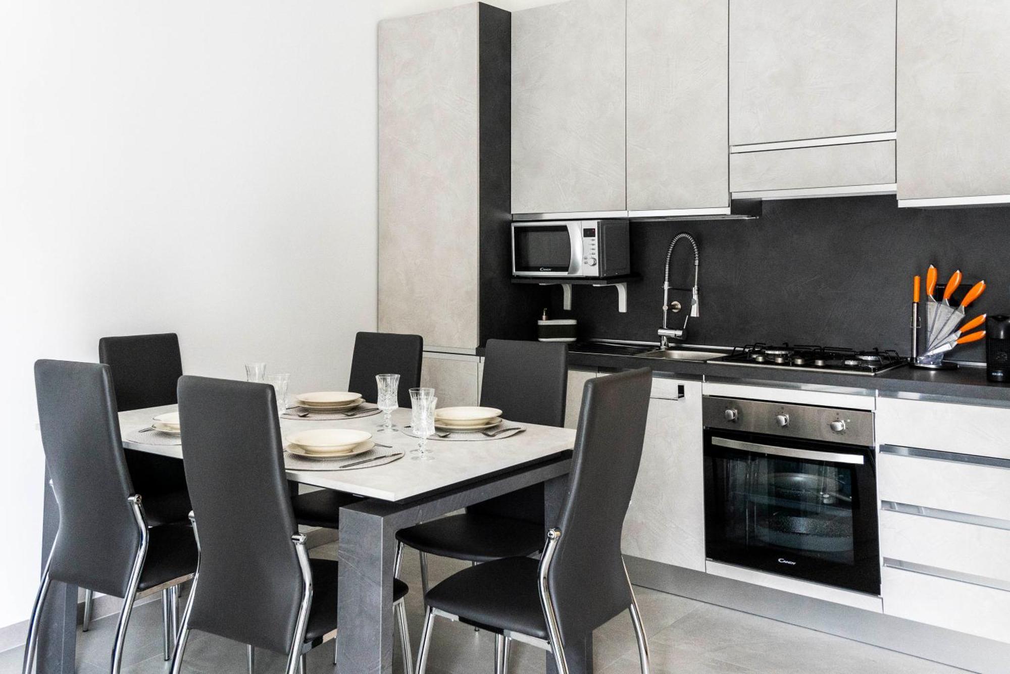 Apartament Casa Lela Vista Mare Posto Auto, San Remo Zewnętrze zdjęcie